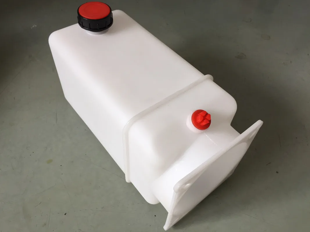 4l plastic hydraulic reservoir tank A 4L white plastic hydraulic reservoir tank for power units, featuring a red air breather and drain plug.