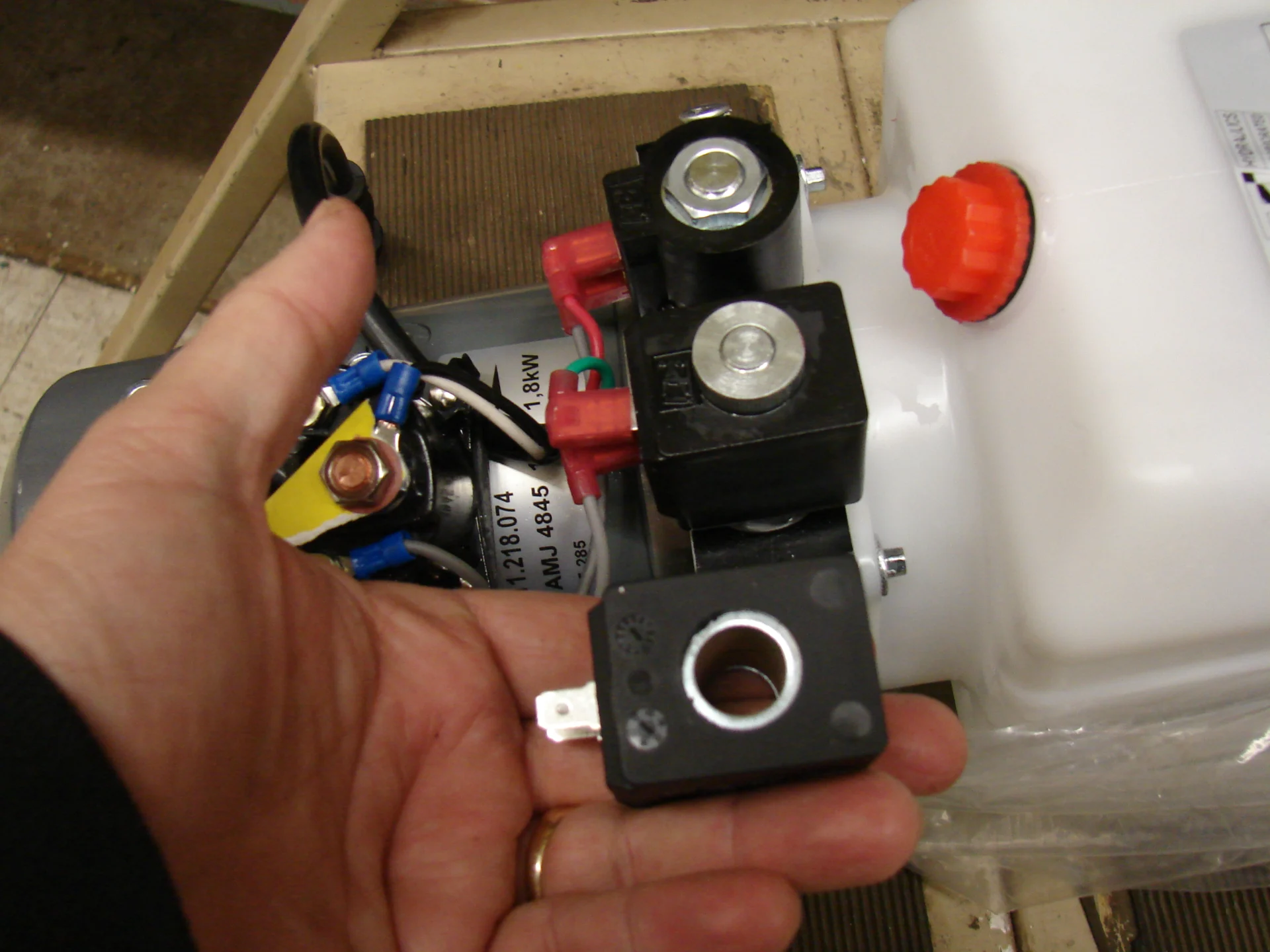 dump trailer pump solenoid valve coil dump trailer pump solenoid valve coil